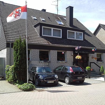 Haus Mariandl Otel Düsseldorf Dış mekan fotoğraf