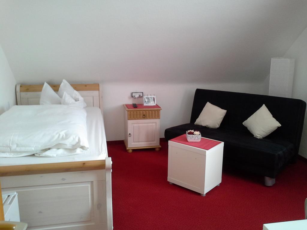 Haus Mariandl Otel Düsseldorf Oda fotoğraf