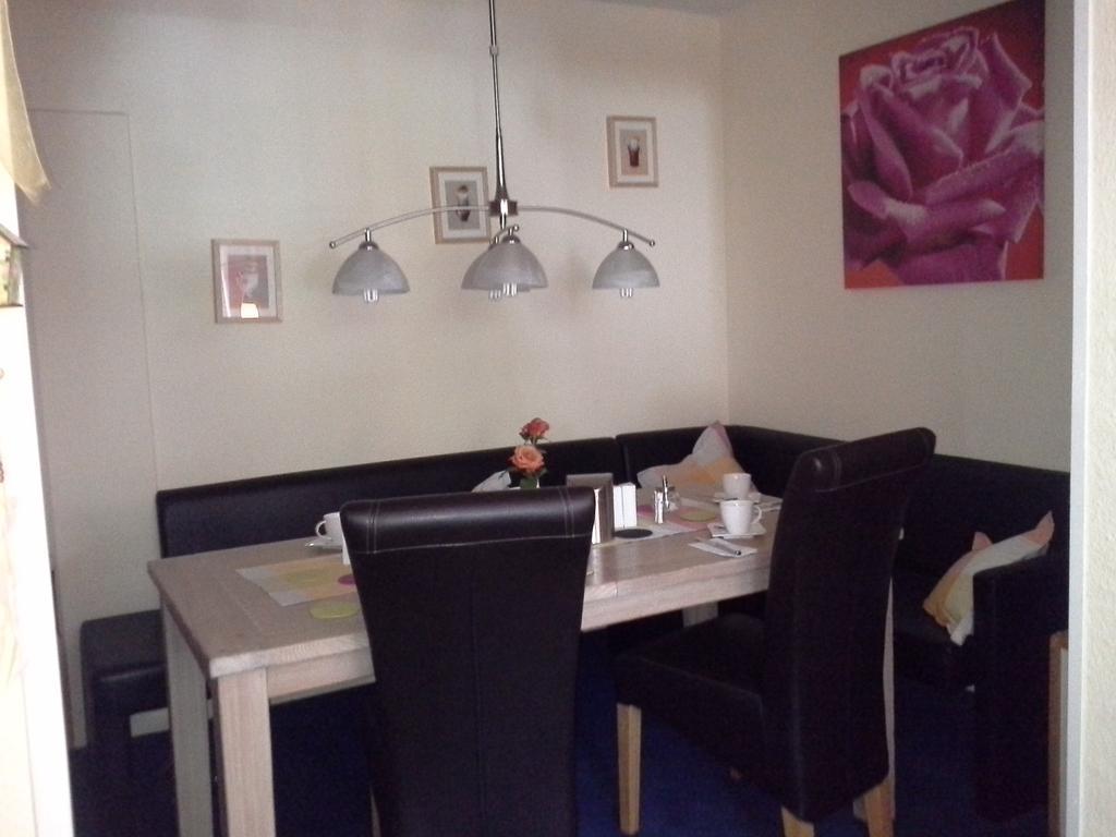 Haus Mariandl Otel Düsseldorf Dış mekan fotoğraf