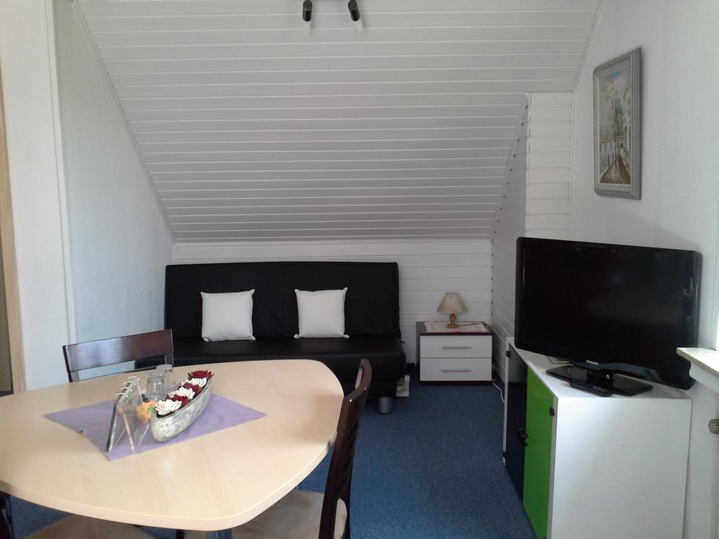 Haus Mariandl Otel Düsseldorf Dış mekan fotoğraf