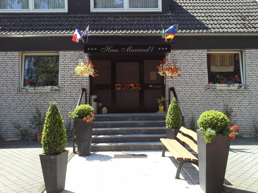 Haus Mariandl Otel Düsseldorf Dış mekan fotoğraf